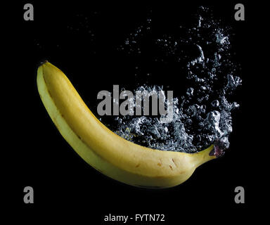 Banana in acqua Foto Stock