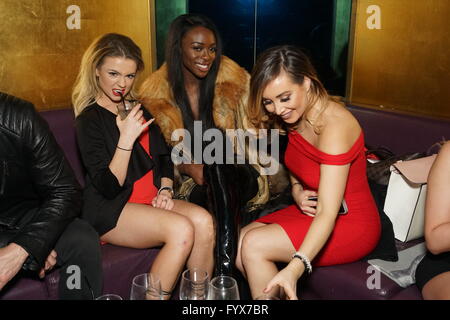 Londra, Regno Unito. 28 Aprile, 2016. : Megan Rees, Naomi Hedman, Lauren Goodman frequentare i modelli BMA Ltd ospite aunnal festa anniversario a Juju Chelsea a Londra. Credito: Vedere Li/Alamy Live News Foto Stock