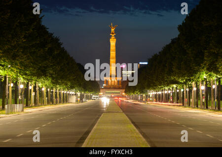 Strasse des 17. Juni, Tiergarten di Berlino, Germania Foto Stock