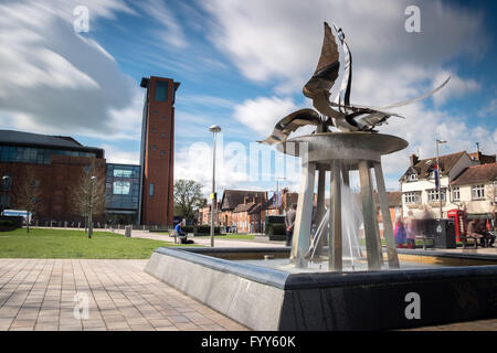 Lunga esposizione della fontana in Bancroft Gardens Stratford upon Avon Foto Stock