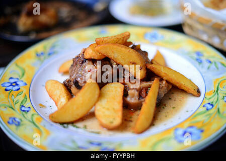 Coda di vitellone stufato di carne a La bicicleta ristorante, Granada, Spagna Foto Stock