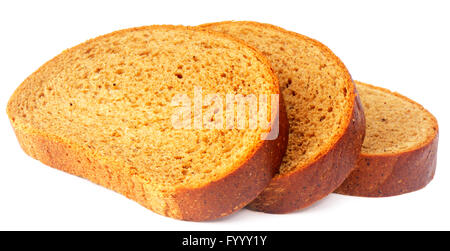 Fresche a fette di segale pane isolato sul bianco Foto Stock