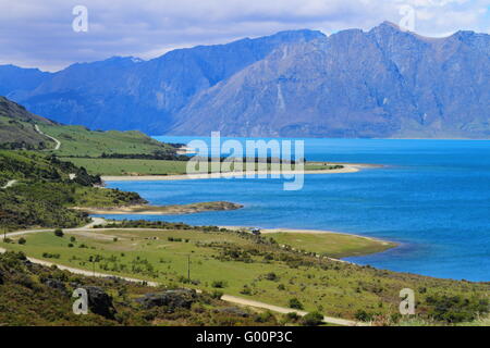 Il bel lago Wanaka nella regione di Otago Foto Stock