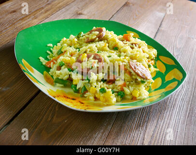 Arroz a la valenciana - tradizionale paella spagnola . Foto Stock