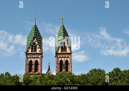 Nella parte anteriore della Chiesa Herz-Jesu Freiburg Foto Stock