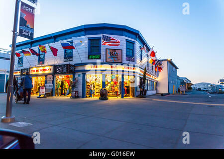 La baia Azienda negozio di souvenir al Fisherman's Wharf di San Francisco in California Foto Stock