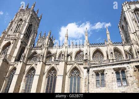 York Minster è una cattedrale gotica in York, Inghilterra Foto Stock