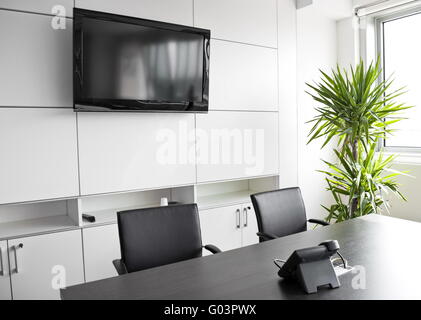 Interni ufficio edificio con mobili in stile moderno Foto Stock