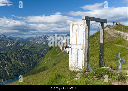 Porta Alpina puntatore sulla sella a Nebelhorn Foto Stock