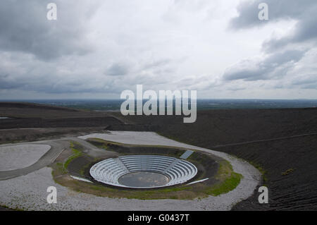 Anfiteatro presso il dump di data mining Haniel, Bottrop, G Foto Stock