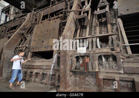 Aprire il forno a suola, Museo Industriale Brandenburg an der Havel Brandenburg an der Havel, Brandeburgo, Germania / Siemens-Martin-Ofen Foto Stock