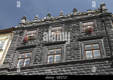 Nero della casa (Czarna Kamienica / Чо́рна кам'яни́ця) sulla Piazza del Mercato nella Città Vecchia di Lviv (Lwów) Foto Stock