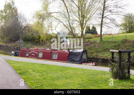 Droitwich, Boat Festival come arrivano le barche per l'evento Foto Stock