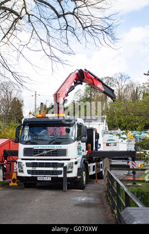 Droitwich, Boat Festival come arrivano le barche per l'evento Foto Stock