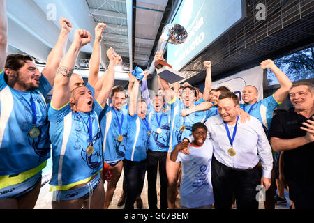 Brescia, ITA. 30 apr, 2016. Un Brescia 1° posto al LEN Euro Cup match finale tra Brescia e Sintez Kazan Credito: Richard Morgano/Alamy Live News Foto Stock