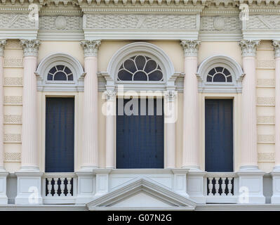 In stile europeo di finestra ad arco in Grand Palace,Tha Foto Stock