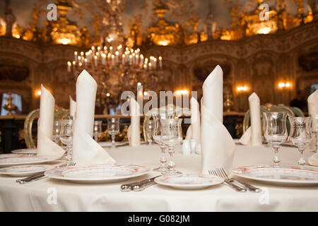 Ristorante di lusso a tavola luogo impostazione: napk Foto Stock