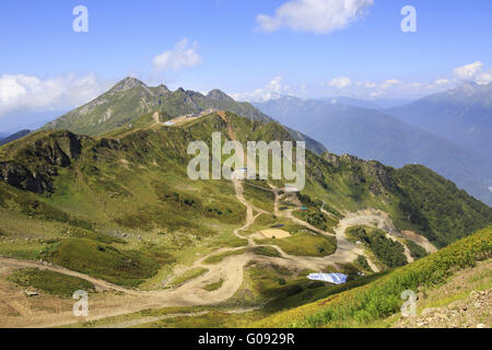 Terzo picco Aigbi nelle montagne del Caucaso. Krasnaya Polyana. Foto Stock