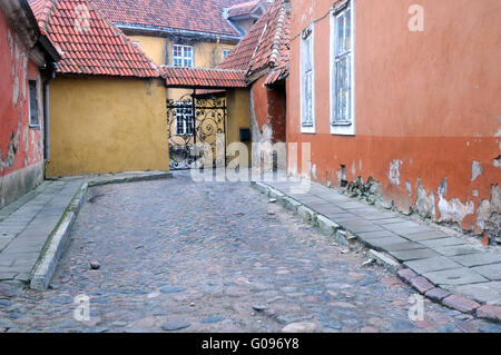 Corsia medievale nella Città Vecchia di Tallinn Foto Stock