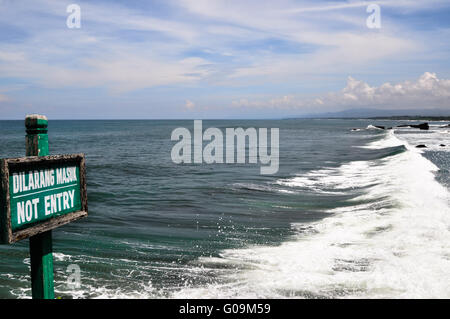 Il Tanah Lot tempio complesso, nell isola di Bali Foto Stock