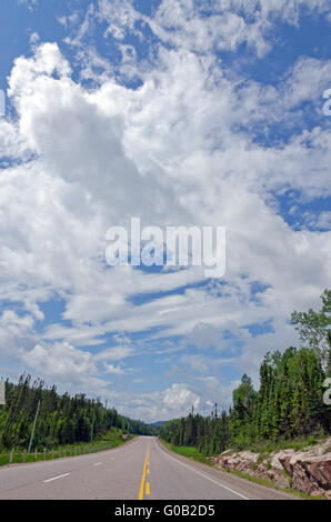 TransCanada highway lungo Lago Superior shore Foto Stock