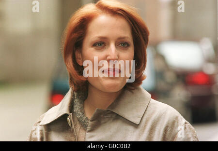 Gillian Anderson in Glasgow catturare la casa di allegria con Eric Stoltz nel 1999 Foto Stock