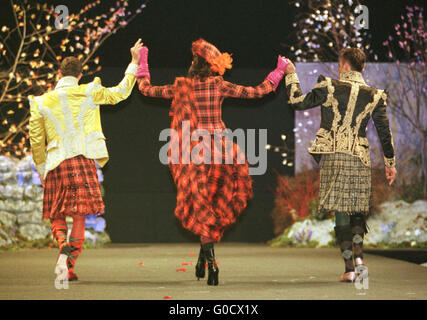 Vivienne Westwood fashion show at SECC Glasgow nel 1999 Foto Stock