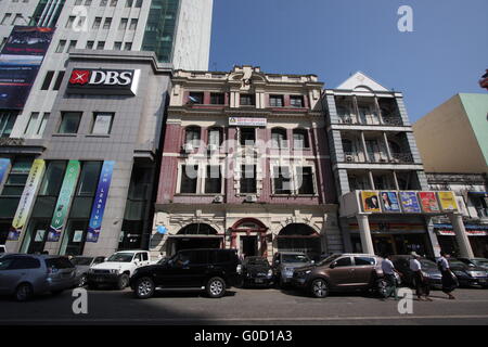 Scena di strada nel centro di Yangon, la Birmania Foto Stock