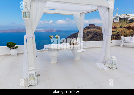 Decorazioni per matrimoni con vista mare, Santorini, Grecia Foto Stock