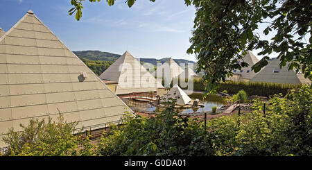 Galileo Park con la Sauerland Pyramides Foto Stock