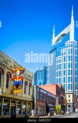 Un highlight per ventole, il Johnny Cash Museum di Nashville TN è ospitato in un antico edificio di mattoni colorati in downtown Foto Stock