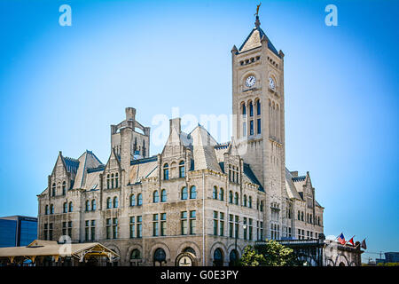 La Union Station Hotel, magnificamente ristrutturato ex L&N Railroad Station è un neo-romanica gemma architettonica di Nashville, TN Foto Stock