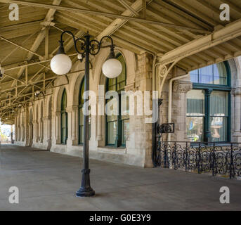 La Union Station Hotel, magnificamente ristrutturato ex L&N Railroad Station è un neo-romanica gemma architettonica di Nashville, TN Foto Stock