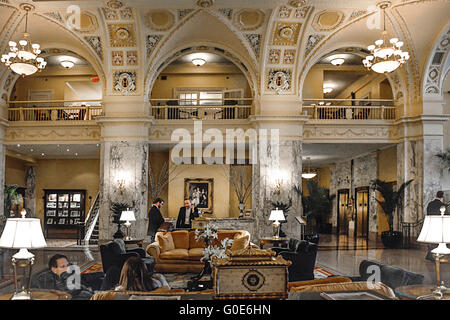 Il sontuoso interno del bellissimo e storico Hermitage Hotel, in stile Beaux Arts stile architettonico nel centro cittadino di Nashville TN Foto Stock