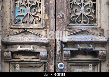 Parte della vecchia porta a Tbilisi Foto Stock