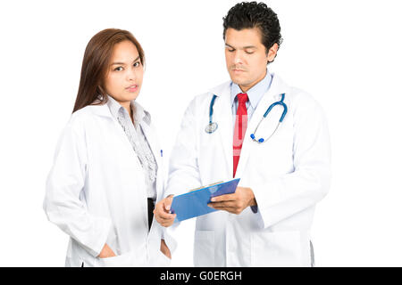 Diverse maschio femmina Team Medico di ascolto misti Foto Stock