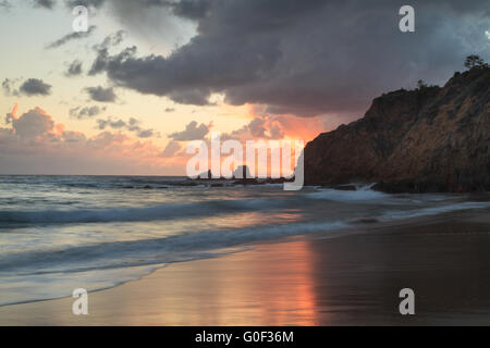 Tramonto sulla baia di Mezzaluna Foto Stock