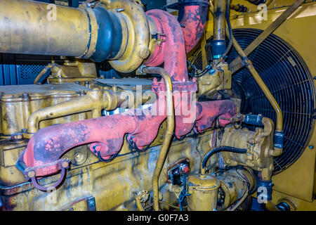 Generatore diesel unità ha un gruppo montato il radiatore e il filtro del combustibile Foto Stock