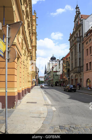 Architettura presso la piazza nel centro storico di Ceske Budejovice. Foto Stock