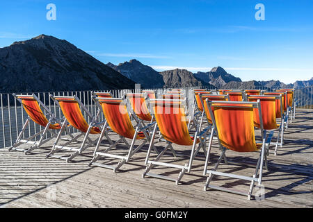 Lettino in montagna impostazione Foto Stock