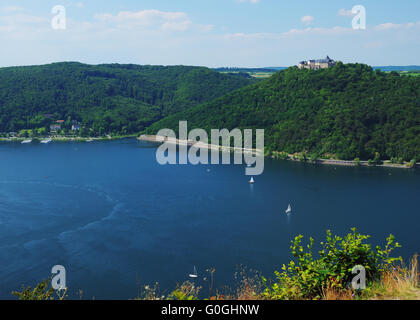 Ederlake con castello waldeck Foto Stock