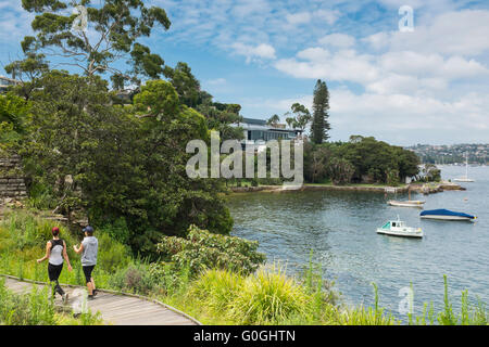 Vista lungo l'Eremo Foreshore passeggiata panoramica, Sydney, NSW, Australia Foto Stock