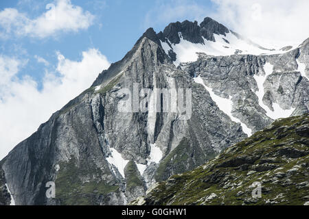 Montagne vicino al Gran San Bernardo Pass Foto Stock