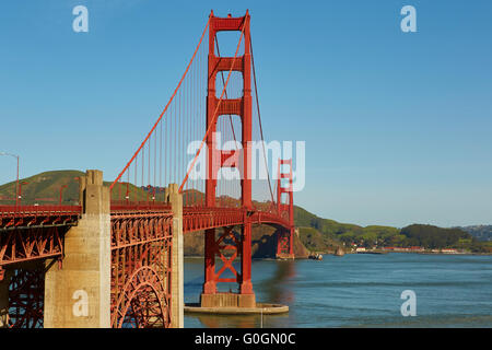 San Francisco Golden Gate Bridge, guardando verso nord in direzione di Marin County. Foto Stock