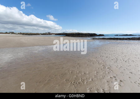 Vista pittoresca della costa di Anglesey sulla costa ovest di Isola Santa presso Borth Wen. Foto Stock