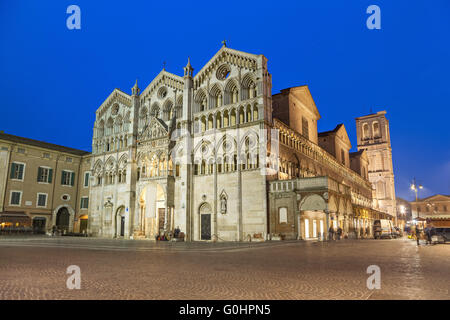 Cattedrale di San Giorgio Martire si trova sulla Piazza della Cattedrale di Ferrara, Emilia Romagna, Italia Foto Stock