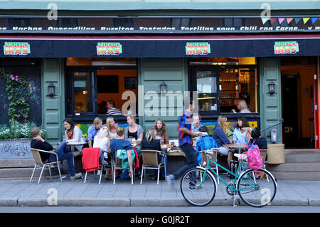 Bar, pub, Kneipe, ristorante, Thorvald Meyers gate, Grunerlokka, Oslo, Norvegia / Grünerlökka Foto Stock