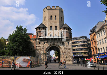 Severinstorburg, nella parte meridionale di Colonia, nella Renania settentrionale-Vestfalia, Germania / Köln Foto Stock