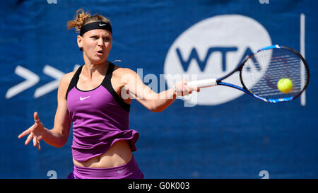 Ceca giocatore di tennis Lucie SAFAROVA in azione durante il match di tennis Praga aperto in Praga Repubblica Ceca, Aprile 30, 2016. (CTK foto/Michal Kamaryt) Foto Stock