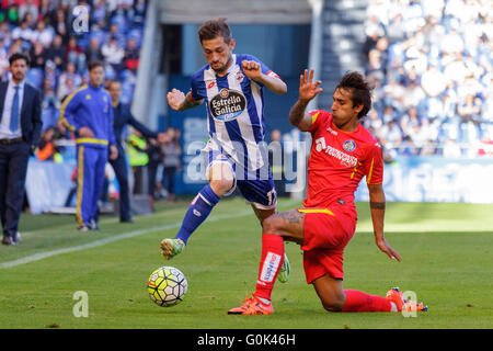 La Coruña, Spagna. Il 1 maggio, 2016. Fede Cartabria dribbling la sfera durante La Liga BBVA match tra RC Deportivo de la Coruña e Getafe CF a Stadio Riazor il 1 maggio 2016 a La Coruña, Spagna. Credito: Visual&scritto SL/Alamy Live News Foto Stock